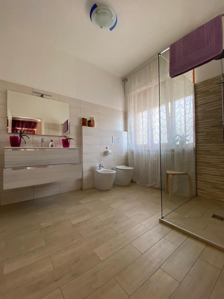 Casa Delle Orchidee Hotel Alba  Bilik gambar