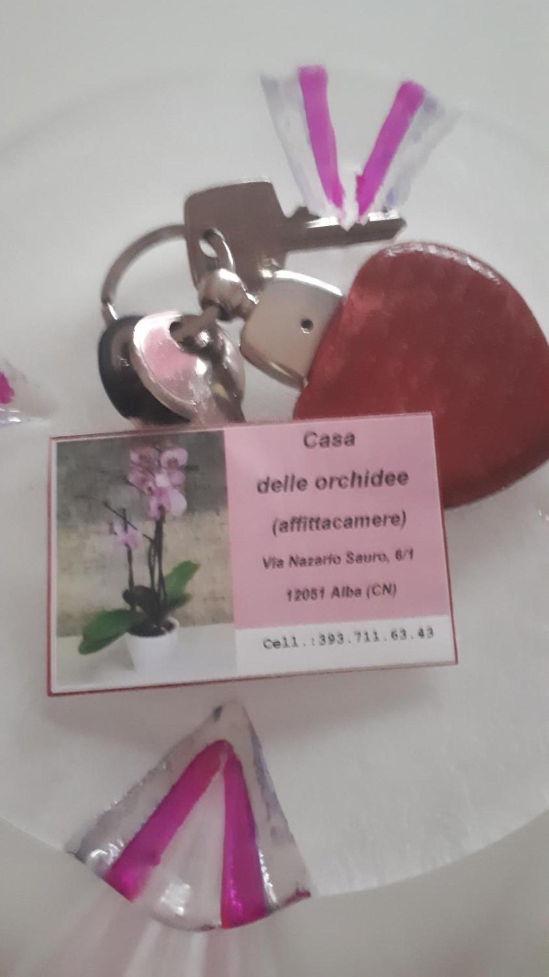 Casa Delle Orchidee Hotel Alba  Bilik gambar